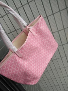 Pink Goyard Bag, Pink Goyard Tote, Go Yard Bag, Pink Goyard, Uni Bag, Goyard Tote, Skandinavian Fashion, Goyard Bag, Malibu Barbie