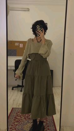 Olive Green Fashion Aesthetic, Thrifted Fall Outfits Vintage, Vintage Outfits Thrifted, Olive Green Skirt Outfit Ideas, Olive Green Outfit Aesthetic, Concert Outfit Modest, Olive Skirt Outfit, Modest Earthy Outfits, Outfit Inspo Earthy