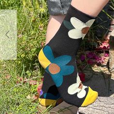 Cute Black Socks With Big Flowers. 75% Combed Cotton, 15% Spandex And 10% Polyester. Flower Socks, Sock Lovers, Floral Socks, Black Socks, Perfect Stocking Stuffers, Black Flower, Big Flowers, Ankle Socks, Stocking Stuffer