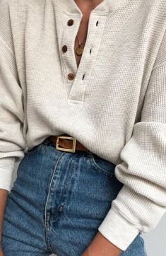 Fall Fashion Comfy, Millennials Fashion, White Long Sleeves, Vintage Hipster, Traje Casual, Fashion Jeans, Indie Outfits