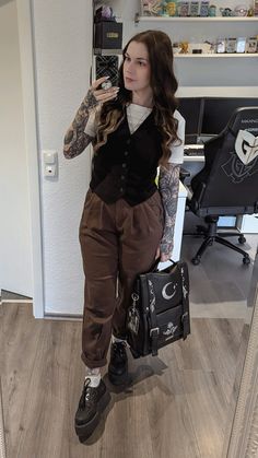 Tattoo Artists Outfit, Alt Girl Work Outfits, Alt Buissnes Casual, Gothic Corporate Work Outfits, Velvet Vest Outfit, Office Goth Outfits, Doc Oxfords, Alt Work Outfits