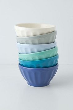 a stack of bowls sitting on top of each other