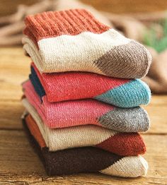 5 PAIRS of Wool Blend Vintage Style, Thick, Warm and Cozy Crew Socks - davlina Thick Wool Socks, Color Checker, Cashmere Socks, Vintage Patchwork, Winter Socks, Wool Socks, Knitting Accessories, Cool Socks, Casual Socks