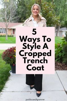 Here are 5 great cropped trench coats and 5 amazing outfit ideas! How to style a trench for any occasion. Khaki Peacoat Outfit Women, How To Style Trench Coat In Winter, Styling Cropped Trench Coat, White Rain Jacket Outfit, Fall Trench Coat Outfits Casual, How To Style Trench Coat Casual, Cropped Trench Coat Outfit Street Styles, Styling Trench Coat, Khaki Trench Coat Outfit