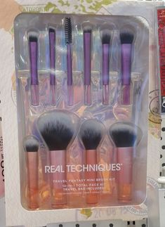 Face Kit, Blush Contour, Real Techniques, Brush Kit, Natural Makeup, Concealer, Blush, Makeup, 10 Things