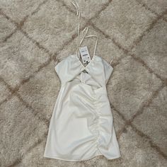 Brand New With Tags Never Worn White Dress Zara White Dress, Zara White, Black Sports Bra, Zara Dresses, Colorful Dresses, Sports Bra, White Dress, Color White, Zara