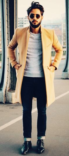 Camel Hair Coat, NYC Street Style, Men's Fall Winter Fashion. Camel Coat, Looks Style, Womens Fashion Trends, Well Dressed