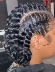 Professional Cornrows For Work, Chunky Braids For Black Women, 4 Boho Feed In Braids, Workout Braids, Easy Braided Styles, Braid Updo For Black Women, Ghana Braids Updo, Braids For Vacation, Quick Protective Styles