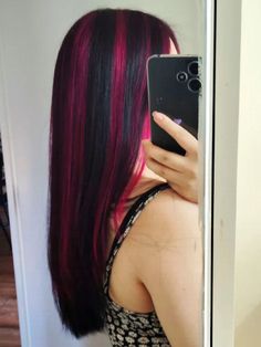 Scarlet Strands: The Best Red Highlight Looks Pink Hair Strands Brunette, Chunky Color Highlights, Chunky Highlights Pink And Black, Chunky Highlights For Dark Brown Hair, Dark Pink Highlights, Purple Chunky Highlights, Pink Skunk Hair, Highlight Hair Ideas, Pink Chunky Highlights