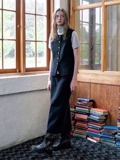 Composition : (Shell) WOOL 100% (lining) POLYESTER 100%Color : BROWN_S,BROWN_M,BLACK_S,BLACK_MCountry of Origin : Republic of Korea Formal Black Wool Skirt, Black Fitted Wool Skirt, Fitted Black Wool Skirt, Long Skirt, Composition, Skirt, Wool, The Originals, Black