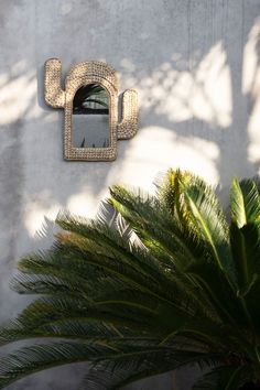 How cute is this cactus shaped mirror? Made from cowrie shells, this mirror is the perfect size for your powder room or hallway. It also makes an ideal gift that any receiver will absolutely love. Shell Mirror, Unique Mirrors, Boho Interior, Mirror Wall Art, Cowrie Shell, Banana Leaf, Handmade Home