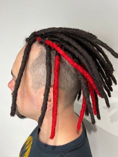 Men's black dreadlocks, short dreadlocks for undercut, Synthetic dreads, men hairstyle, crochet synthetic dreadlocks, DE/SE dreads ★ Undercut FULL SET 30-35 DE for voluminous hairstyle Undercut FULL SET 30-35 SE for natural hairstyle ★ Size: 23 centimeters = 9 inches 30,5 centimeters = 12 inches Quantity depends on the characteristics of your hair (decoration can de included as a gift) Might be a perfect gift for yourself or for your friend. Our dreads are lightweight and re-usable.  Material - Men Retwist, Dreads Undercut, Dread Updos, Locs Dyed, Women Dreads, Hairstyle Locs, Dreads With Undercut, Latest Dreadlocks Styles, Hairstyles Dreads