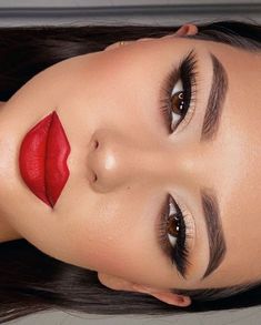 Thanksgiving Makeup Looks, Red Lipstick Makeup, Prom Eye Makeup, Red Lip Makeup, Red Makeup, Nude Makeup