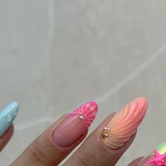 Lotte Clark Nails on Instagram: "Allll summer longggggggg 🫶🏻🌸🤍🍋‍🟩🩵✨🐚   Inspo from @tinted_tips @golddigger_hiromi.t   #nails#nailart#nailinspo#summernails#shellnails#starfish#biab#naturalnails#holifaynails" Starfish Nail Ideas, Zoifishh Nails, Summer Nails Starfish, Nessa Nails, Water Color Nails, Nail Art Galleries, 16th Birthday, Kauai