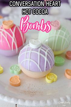 These Conversation Heart Hot Cocoa Bombs are the perfect treat to share with that special someone for Valentine's Day! They are so easy to make and turn out so colorful and cute! Breakable Cake, Romantic Desserts, Valentines Baking, Chocolate Recipes Homemade, Bombe Recipe, Conversation Heart