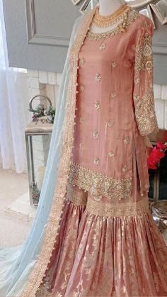 Saira Bano, Wedding Gharara, Dresses Fashion Design, Asian Bridal Dresses, Bridal Dresses Pakistan, Fancy Wedding Dresses