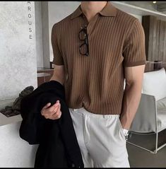 Solid Color Sweater, Brown Shirt, Elegante Casual, Knit Polo, Striped Polo Shirt, Casual Stripes, Men Shirt Style, Look Casual, Outfit Casual