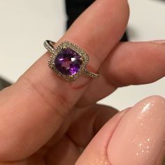 Gorgeous Amethyst White Gold And Diamond Ring Size 7 Amethyst Engagement Rings, Amethyst Ring Engagement, Amethyst And Diamond Ring, Ring Color, Ring Size 7, Womens Jewelry Rings, Color Purple, Diamond Ring, Size 7