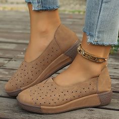 Category:Flats; Upper Materials:Faux Leather; Season:Spring,Fall; Heel Type:Flat Heel; Gender:Women's; Toe Shape:Round Toe; Style:Casual; Outsole Materials:Rubber; Occasion:Daily; Closure Type:Loafer; Listing Date:06/05/2024; Production mode:Self-produce; 2024 Trends:Comfort Shoes; Foot Length:; Foot Width:; Size chart date source:Provided by Supplier. Fall Heel, Fall Flats, Womens Shoe, Women Flats, Casual Flat Shoes, Platform Loafers, Low Heel Shoes, Shoes Spring, 2024 Trends