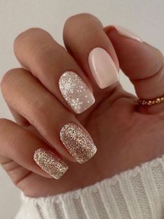 Fancy Nails Designs, Christmas Gel Nails, Snowflake Nails, Cute Gel Nails, Christmas Nails Acrylic, Dipped Nails, Xmas Nails, Fancy Nails, Chic Nails