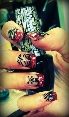 Skull Nails, Punk Nails, Duck Nails, Goth Nails, Really Cute Nails, Nail Art Ideas, Dream Nails, Pretty Acrylic Nails, Dope Nails