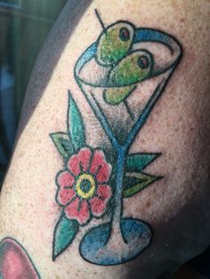 Martini Tattoo Traditional, American Traditional Martini Tattoo, Martini Tattoo, Water Drop Tattoo, Traditional Tattoo Girls, American Traditional Sleeve, Tato Tradisional, Manic Pixie, Traditional Sleeve