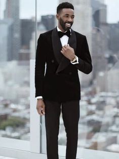 Big And Tall Groom Attire, Black Men Tuxedo, Big And Tall Groom, Groomsmen Attire Black, Tuxedo Ideas, All Black Tuxedo, Groom Attire Black, Creative Black Tie, Wedding Suits Men Black