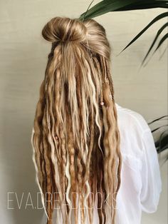 #dreadstyles #boxbraids #syntheticdreads #bohohair #bohohairstyle #syntheticextensions #gypsyhair #bohobraids #bohodreads #dreadedgirls #girlwithdreads #hairextensions #ashblondebraids #blondebraids #blondedreads #braidstyles #dreadextensions #hairaccessories #дредыкиев #дедреды #дедредыкиев #косичк�икиев #косыкиев #дредолоконыкиев #дредокудрикиев Half Dreaded Hair Hairstyles, Curly Hair With Dreads, Partial Dread Hairstyles, Half Dread Hairstyles, Half Head Dreads Hairstyles, Partial Dreadlock Hairstyles, Partial Dreadlock Extensions, Partial Dread Extensions, Dreads White Woman