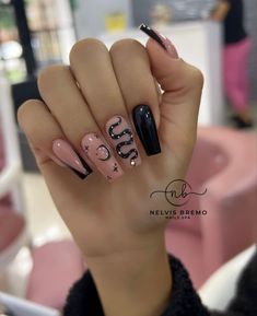 Summer Nails Coffin, Nail Art Designs 2023, Burgundy Acrylic Nails, Summer Nails Ideas, Feather Nails, Punk Nails, Gel Nail Art Designs, Pink Nail Art, Nails 2023