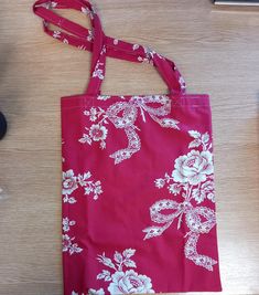 Upcycled Fabric Red bag with white floral flowers  Size: 31cm x 39cm Red Flower Tote, Floral Tote Bag, Upcycled Fabric, Red Tote Bag, Fabric Red, Red Tote, Red Bag, Flower Making, Floral Flowers