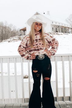 Winter Country Outfits, Thanksgiving Outfits Women Casual, Cute Christmas Outfit Ideas, Thanksgiving Outfits Women, Cowgirl Outfits For Women, Country Concert Outfit Ideas