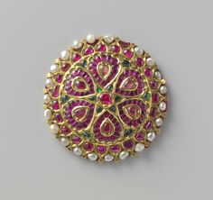 Haarsieraad (sisphul), anoniem, ca. 1750 Rajasthan Jewellery, Jadau Pendant, Temple Jewelery, Head Jewellery, Rajputi Jewellery, Buy Gold Jewelry, Hair Jewels, Hair Jewellery