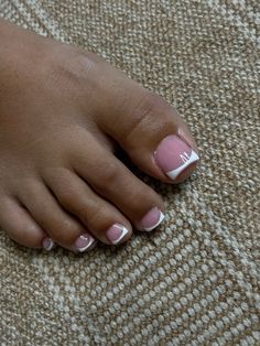 French tip acrylic toes Thick French Pedicure, Square French Tip Toes, Acrylic French Pedicure, Toe French Tip Designs, Nails For Island Vacation, Wedding Nails And Toes For Bride, Pedicure French Tip Toes, Gel French Tip Nails Short, Pedicure Designs Toenails Fall