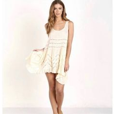 Nwt Free People Voile Lace Mini Dress Tunic Sz M Tea / Light Cream Color Chic Sleeveless Boho Dress For Brunch, Beige Bohemian Mini Sundress, Summer Sleeveless Beige Boho Dress, Chic Cream Flowy Sundress, Bohemian Beige Sleeveless Mini Dress, Sleeveless Beige Boho Dress For Spring, Beige Flowy Mini Dress For Summer, Beige Boho Dress With Lace Trim For Summer, Beige Sundress With Lace Trim