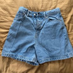 Never Worn Retro Blue Jean Shorts, Urban Outfitters Blue Casual Jean Shorts, Blue Wide-leg Cotton Jean Shorts, Blue Wide-leg Jean Shorts With Pockets, Pull And Bear Denim Shorts, Pull And Bear Jeans, Cream Jeans, Pull And Bear, Pink Polka Dot Dress