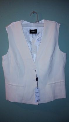 Akris Wool Blens Womans Cream Vest top Size US 8 MSRP $850.00 #Akris Cream Vest, Vests For Women, Ladies Dress Design