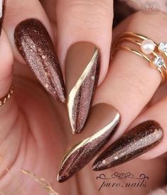 Glitzy Nails, September Nail Ideas, Bronze Nails, Copper Nails, Brown Nails Design, September Nails, Fall Nail Art Designs, October Nails