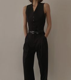 Adrogonus Fancy Outfits, Masculine Prom Dresses For Women, Formal Outfits Nonbinary, Dark Academia Jumpsuit, Masculine Prom Outfits, Androgynous Fashion Formal, Non Binary Suit, Nonbinary Prom Outfit, Masculine Dress