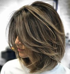 Balayage Lob, Thick Wavy Hair, Medium Layered Haircuts, Bob Hairstyles For Thick, Medium Layered Hair, Coarse Hair, Winter Trends