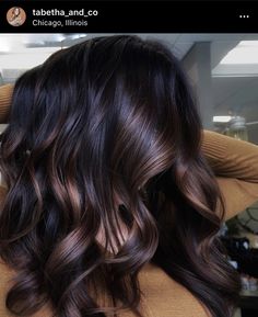 Dark Brown Hair Balayage, Wine Hair, Brown Hair Blue Eyes, Hair Fixing, Black Hair With Highlights, Fall Hair Color For Brunettes, Brunette Balayage Hair, Long Hair Color, Brown Hair Balayage