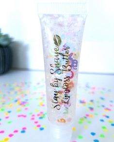 Handmade & infused with natural oils. Gloss goes on sheer or shiny with a hint of sparkle and loads of flavor. Natural, safe and fun for all ages. Each gloss is equipped to moisturize and make your lips kissable & soft 15.oz Tubes Clueless