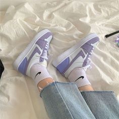 Tas Lv, Aesthetic Sneakers, Violet Pastel, Soft Girl Outfits, Sneakers Platform, Dr Shoes, Estilo Indie