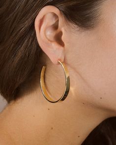 Every woman should have a good set of hoop earrings in her collection! Whether you love silver or gold best, you'll be pleased with these sleek and glamorous graduating hoop earrings. (Why not treat yourself and get a pair in every tone? You deserve it!) Materials: 14K gold or rhodium plated brass Features: 2" hoop, Lead & Nickel free, post back You Deserve It, Free Post, Key Pendant, Ring Collections, Silver Bracelets, Every Woman, You Deserve, Sterling Silver Bracelets, Sterling Silver Necklaces