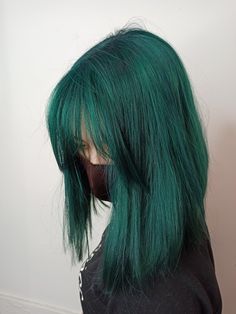 Bluish Green Hair, Purple And Green Hair, Dark Green Hair, Teal Hair, Dyed Hair Inspiration, Hair Color And Cut, Hair Stylist Life, Hair Crush