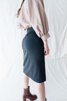 "Vintage 90s classic office mini skirt in black  Size on tag : -, Approx. size : M, Length : 64 cm / 25\", Waist : 35 cm / 14\" . Material : Polyester, Lining : -.  Model Height : 173 cm / 5'6\"." Office Lady Mini Skirt For Office Wear, Office Mini Skirt In Solid Color, Black Pencil Skirt For Office, Office Lady Style, Black Office Lady Skirt For Workwear, Black Pencil Skirt For Office Wear, Office Lady Mini Skirt For Formal Occasions, Black Office Skirt For Work, Office Lady Black Skirt For Work, Black Fitted Mini Skirt For Office