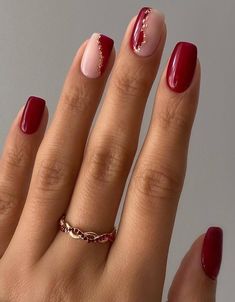 Red White And Gold Nails, Short Red Nails, Red And Gold Nails, Red Gel Nails, Maroon Nails, Minimal Nails, White Nail