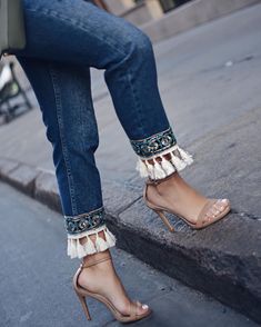 Jean Embellishment Ideas, Diy Clothes Refashion No Sew, Stile Boho Chic, Moda Denim, Mode Tips