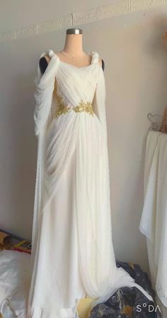 Greek Inspired Dress, Wedding Dresses Garden, Greek Wedding Dresses, Greek Goddess Dress, Greek Dress, Wedding Dress 2024, Goddess Costume, Enchanting Wedding, Modern Princess