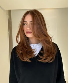 20 Most Flattering Long Layered Haircuts For Round Faces Contour Cut Hair, Contour Layers Hair, Hair Inspo Cut, Haïr Cut Long Hair, Should I Cut My Hair, Hair Color 2024, Round Face Hairstyles Long, 2024 Haircut, Cowboy Copper