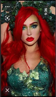 Poison Ivy Hair Hairstyles, Poison Ivy Hair, Halloween Beauty Makeup, Selfie Station